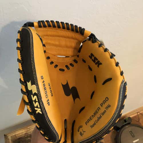 New SSK Baseball Glove