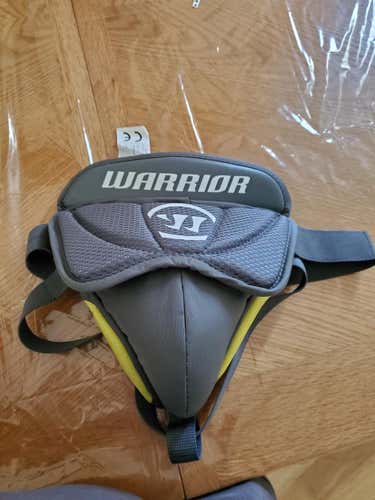 Warrior  goalie cup youth