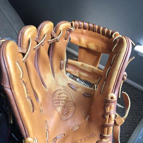Easton Core Pro Baseball Glove 11.5” LHT