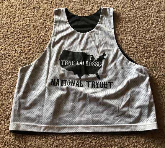 True Lacrosse Pinnie