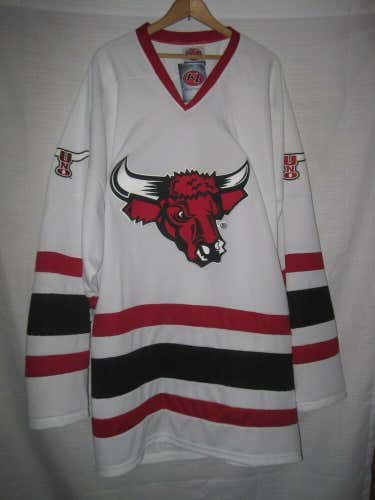 Nebraska Omaha Mavericks College Hockey Jersey Men's XL White NWT NEW