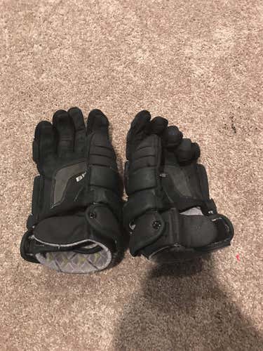 Brine Lacrosse Gloves