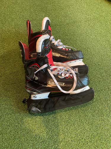 Vapor 1X 2.0 Hockey Skates Senior Size 7