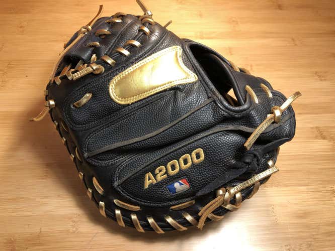 Wilson A2000 Baseball Glove