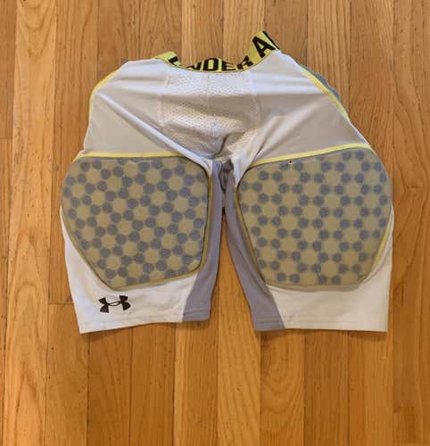 Under Armour Compression Adult