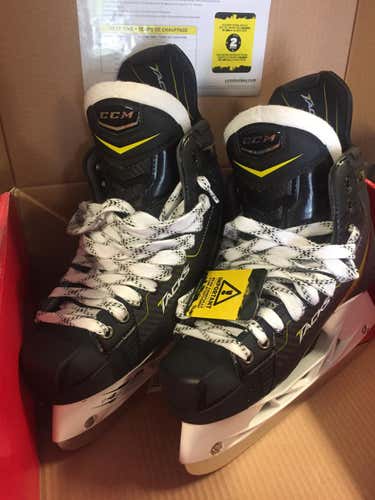 New CCM Tacks Hockey Skates Senior Size 7