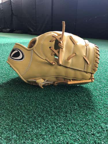 New D-BAT Pro Premier G124 Baseball Glove