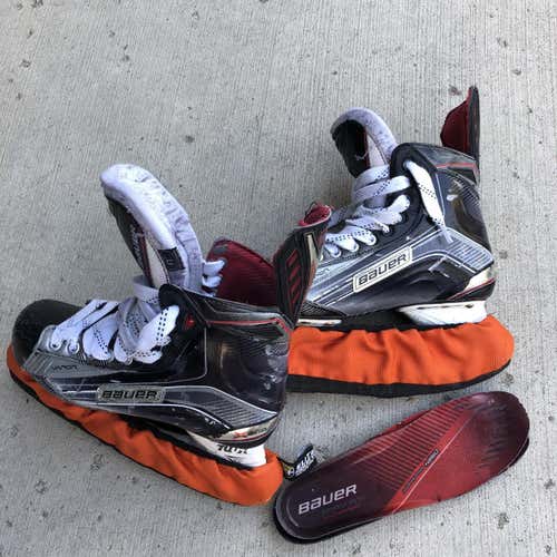 Vapor X900 Hockey Skates Senior Size 8
