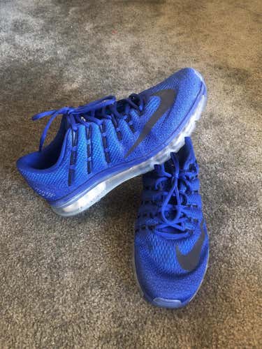 Nike  Adult