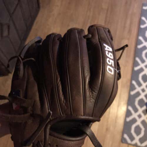New A950 Baseball Glove