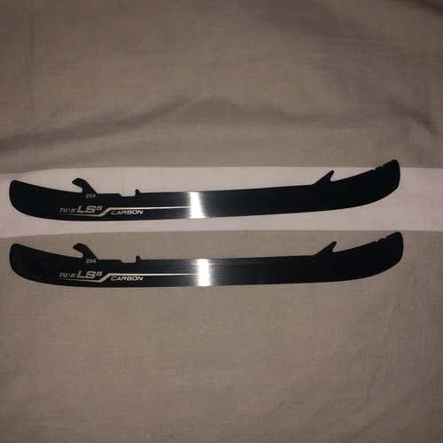 LS5 254(Skate Size 6 Or 6.5)