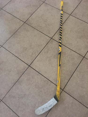 Warrior Hockey Stick Righty Toe Senior Pro Stock
