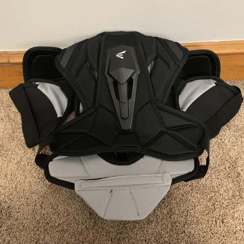 New Stealth Shoulder Pads Junior