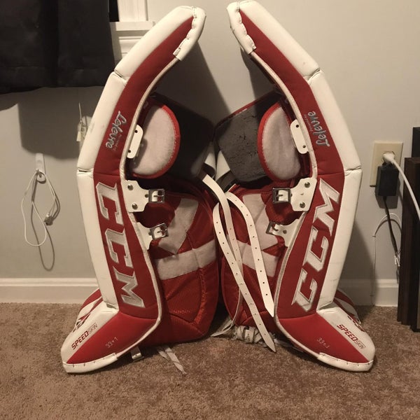 Extreme Flex E3.9 Goalie Leg Pads Senior