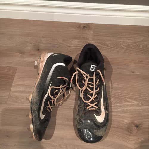 Nike  Adult