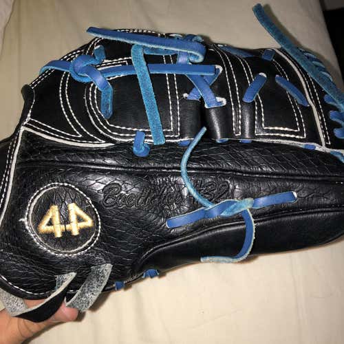 11.75in Snakeskin Signature Series Baseball Glove