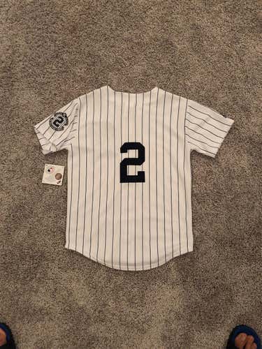 Genuine Majestic Derek Jeter Commemorative Youth Medium Jersey