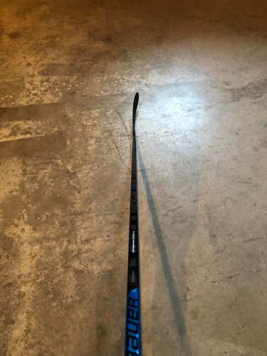 Bauer Nexus 2N Pro Hockey Stick Lefty Mid Senior