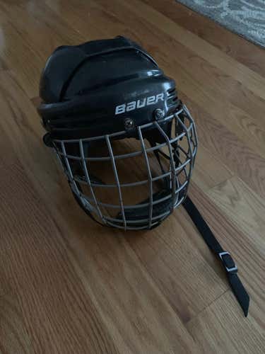 Bauer 2100 Helmet
