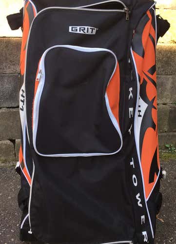 Grit Tower Bag