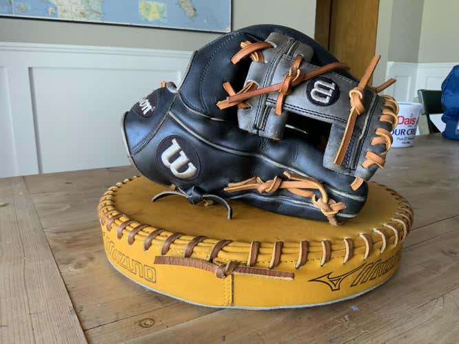 Wilson A2000 Model 1787 Baseball Glove