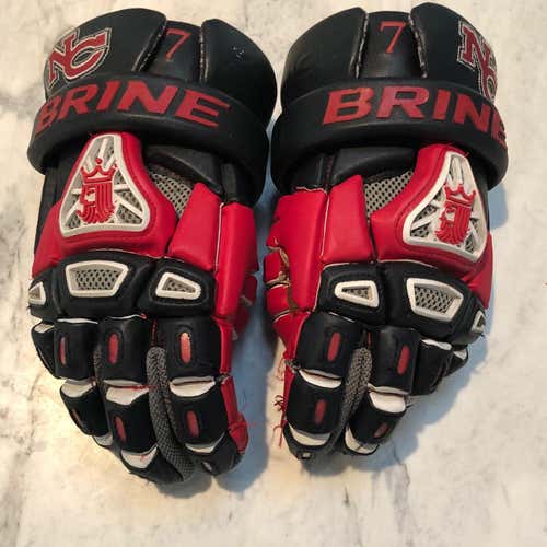 King IV Lacrosse Gloves (Issued By New Canaan Lacrosse)