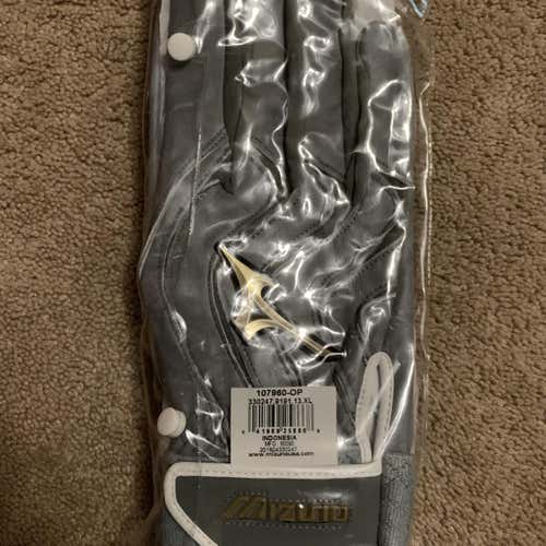 New Mizuno Batting Gloves