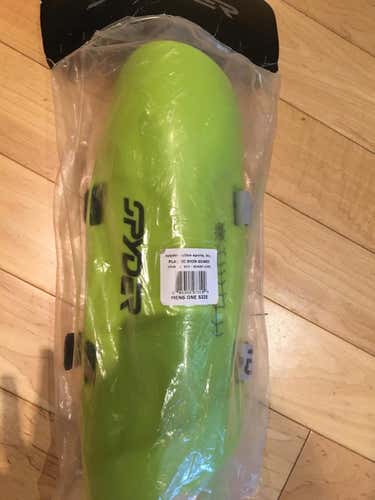 New Spyder Shin Guard