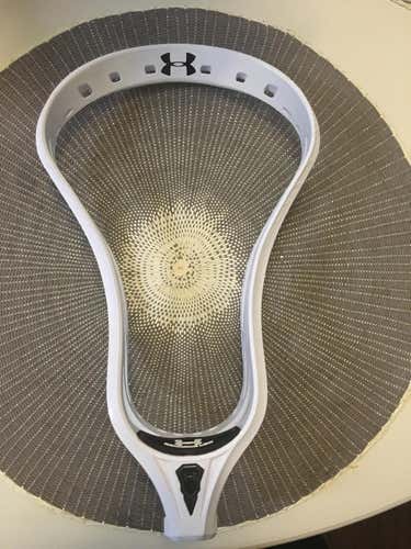 Under Armour Command Low Head