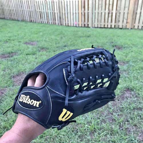 New A2000 Baseball Glove