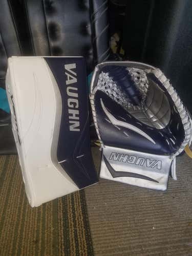 Vaughn T5500 ProSpec Goalie Glove & Ventus Blocker. Regular/Senior