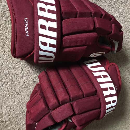 Warrior Gloves Senior Pro Stock