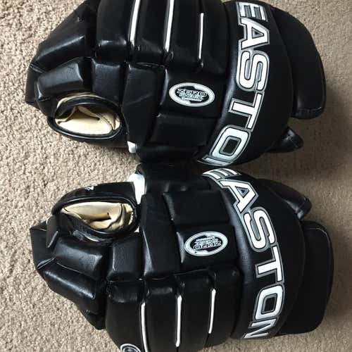 Easton Air 16" Gloves -Senior Pro Stock
