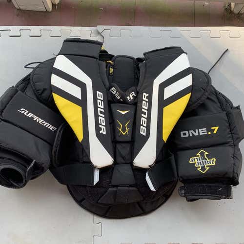 Bauer Supreme Junior One.7 Goalie Chest Protector XS