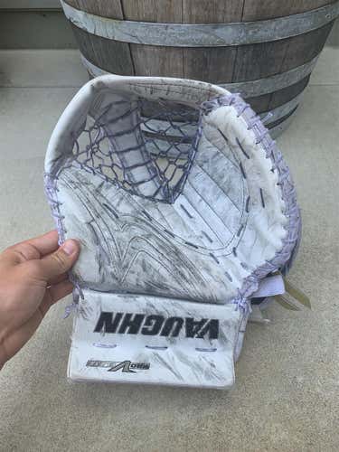 Pro V Elite Pro Carbon Goalie Glove & Blocker Regular Senior