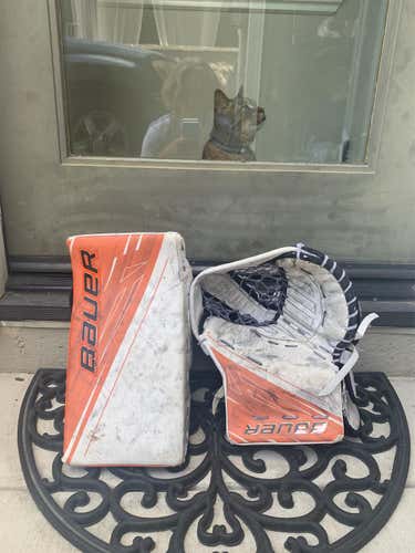 Supreme 1S Goalie Glove & Blocker Regular Intermediate