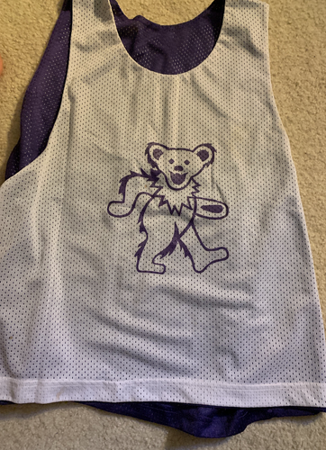 Lacrosse jersey with Grateful Dead like bear on it