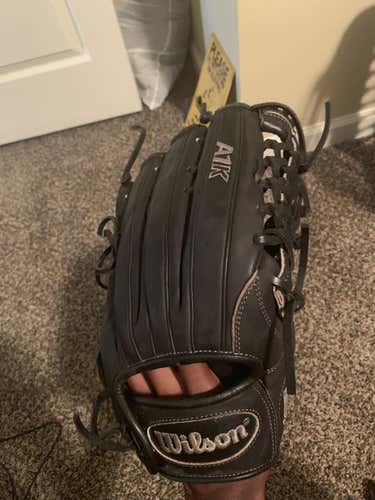 Wilson A1000 Baseball Glove