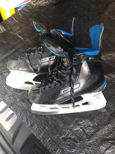 Nexus 1N Hockey Skates Senior  Size 7.5