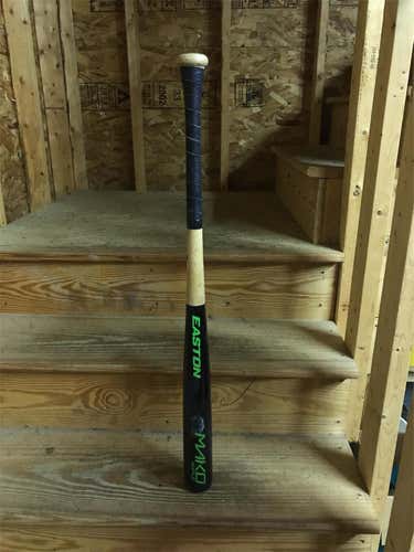 2015 Mako Maple Bat