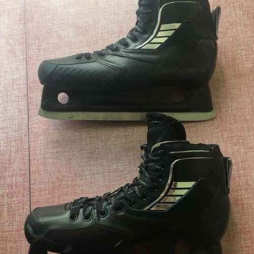 True 1 Piece Hockey Goalie Skates Senior Pro Stock Size 9
