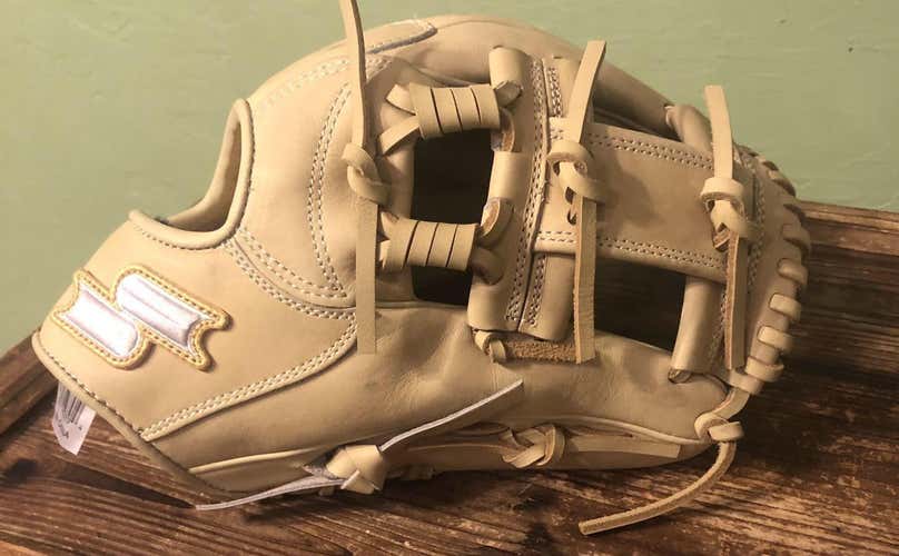 New White line Baseball Glove