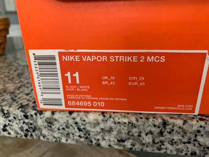 New Nike Footwear Adult