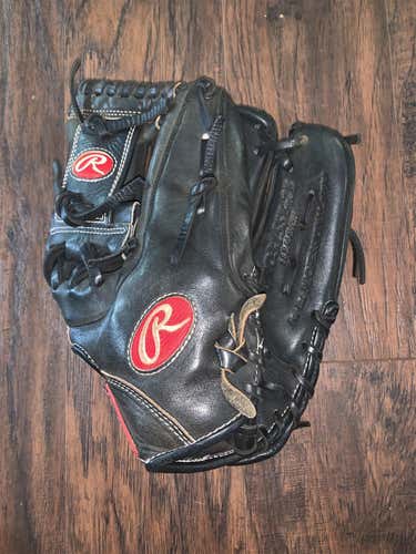 New Heart of The Hide Softball Glove