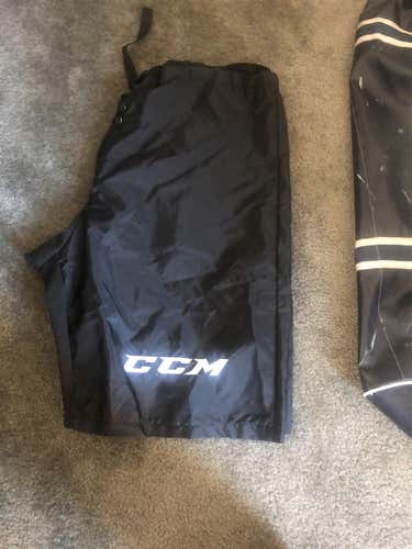 New CCM Shell Senior Message For A Different Price And To Change Shipping