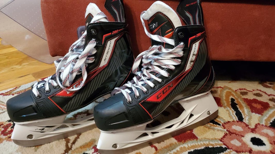 Barely used CCM JetSpeed 280 Hockey Skates Senior Size 10.5