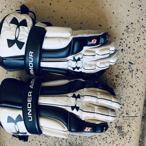 Under Armour Lacrosse Gloves