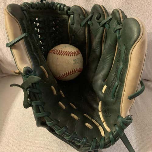 Mizuno MVP Prime Glove