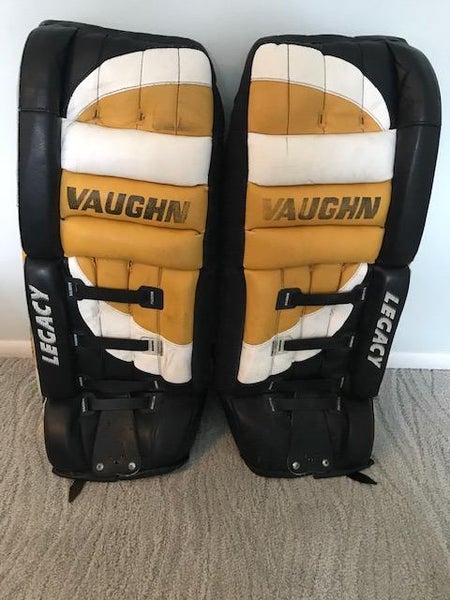 Vaughn Legacy VPG 1400 33" Senior Goalie Pads