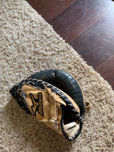 Mizuno Catcher's Glove